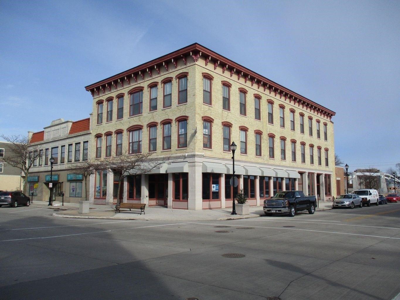 Property Image for 701 N 8TH Street