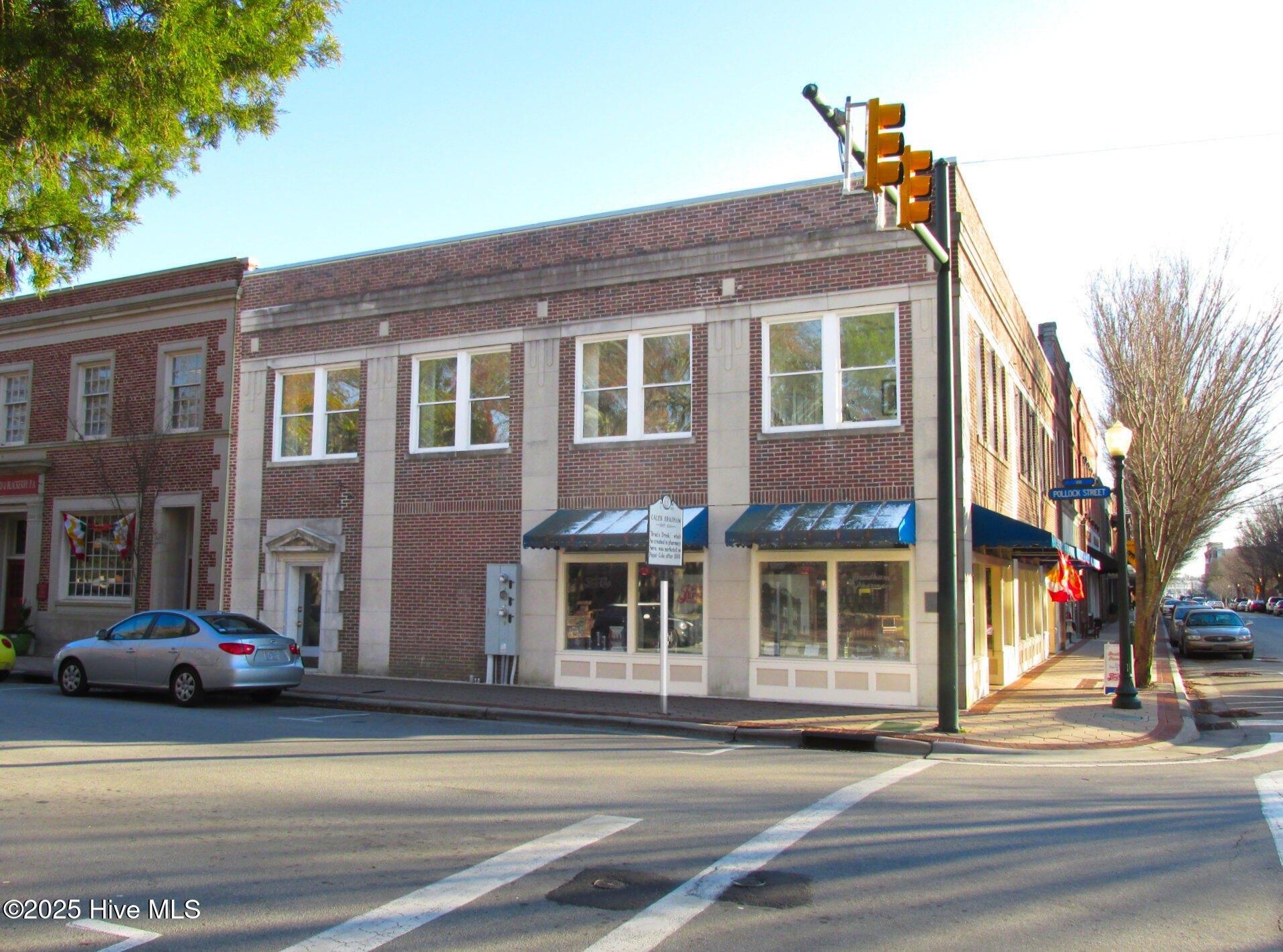 Property Image for 327 Pollock Street 7