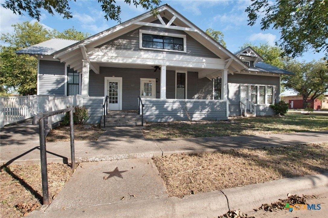 Property Image for 107 W 5th Street