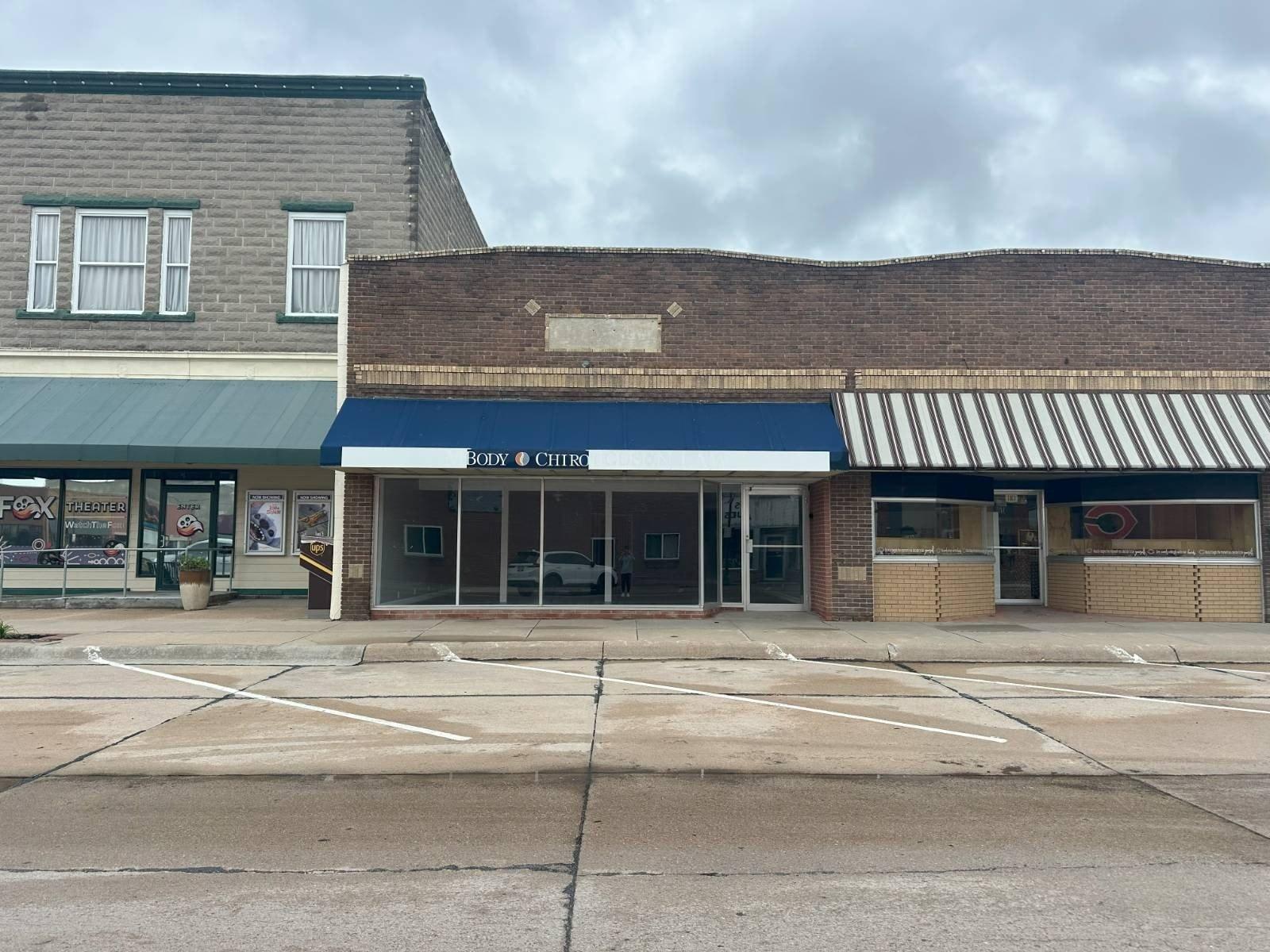 Property Image for 108 E 8th St