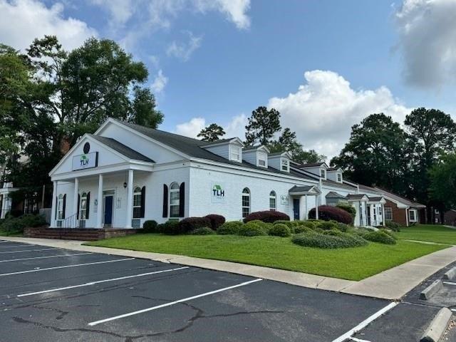 Property Image for 1909 NE Capital Circle 100 & 200