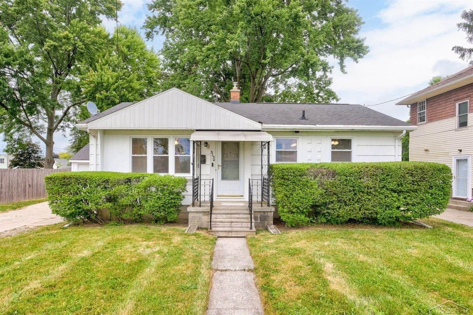 3134 Mackinaw, Saginaw, MI 48602 MLS 50112512 CENTURY 21