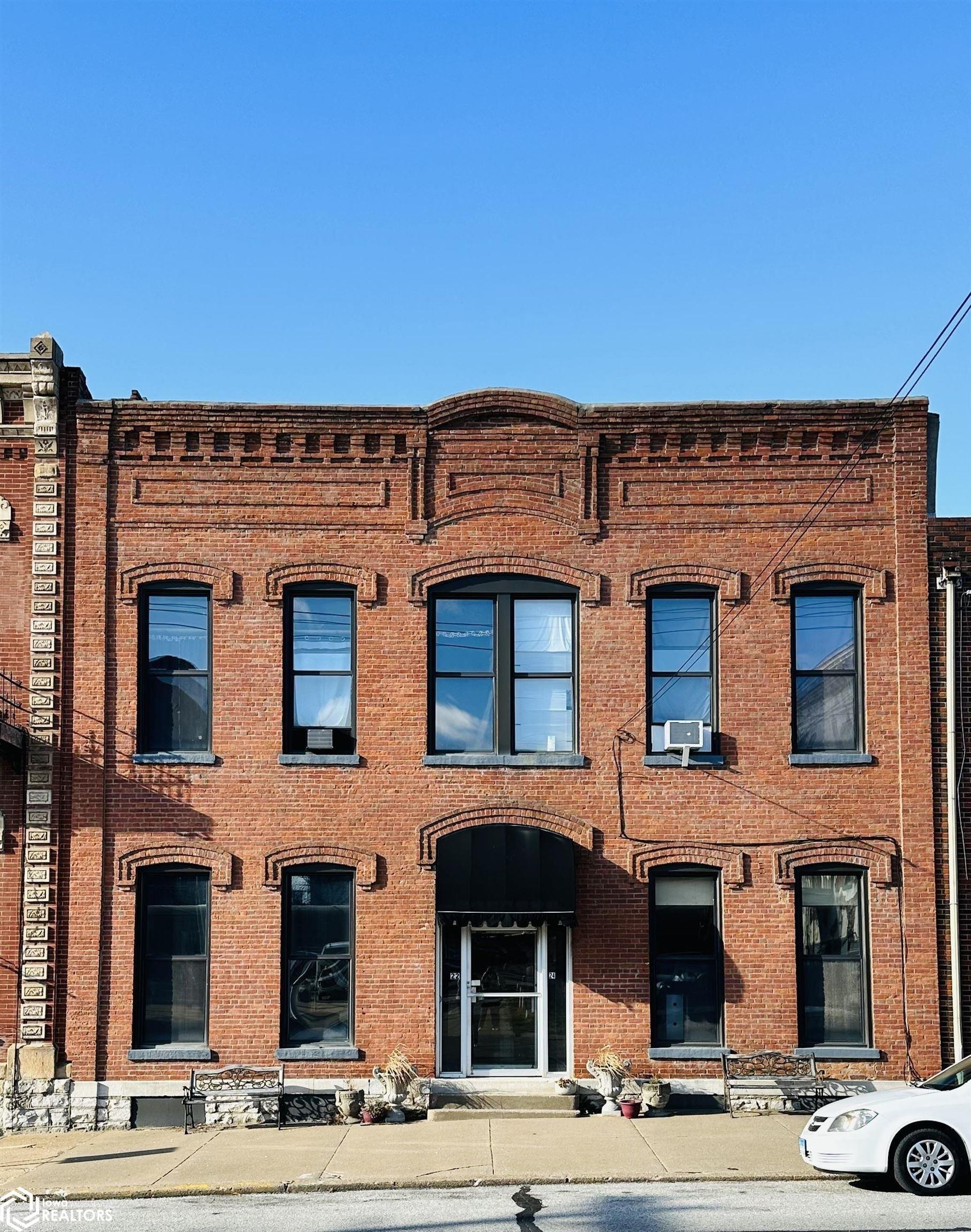 Property Image for 22 N 5th Street