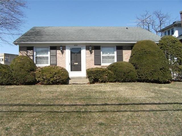 Property Image for 635 West Emaus Avenue