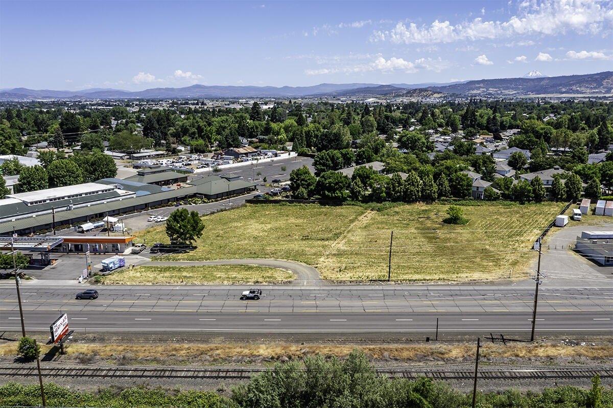 Property Image for 3600 N Pacific Highway