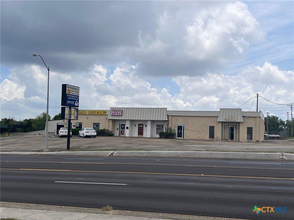 Property Image for 810 And 900 S W S Young Drive