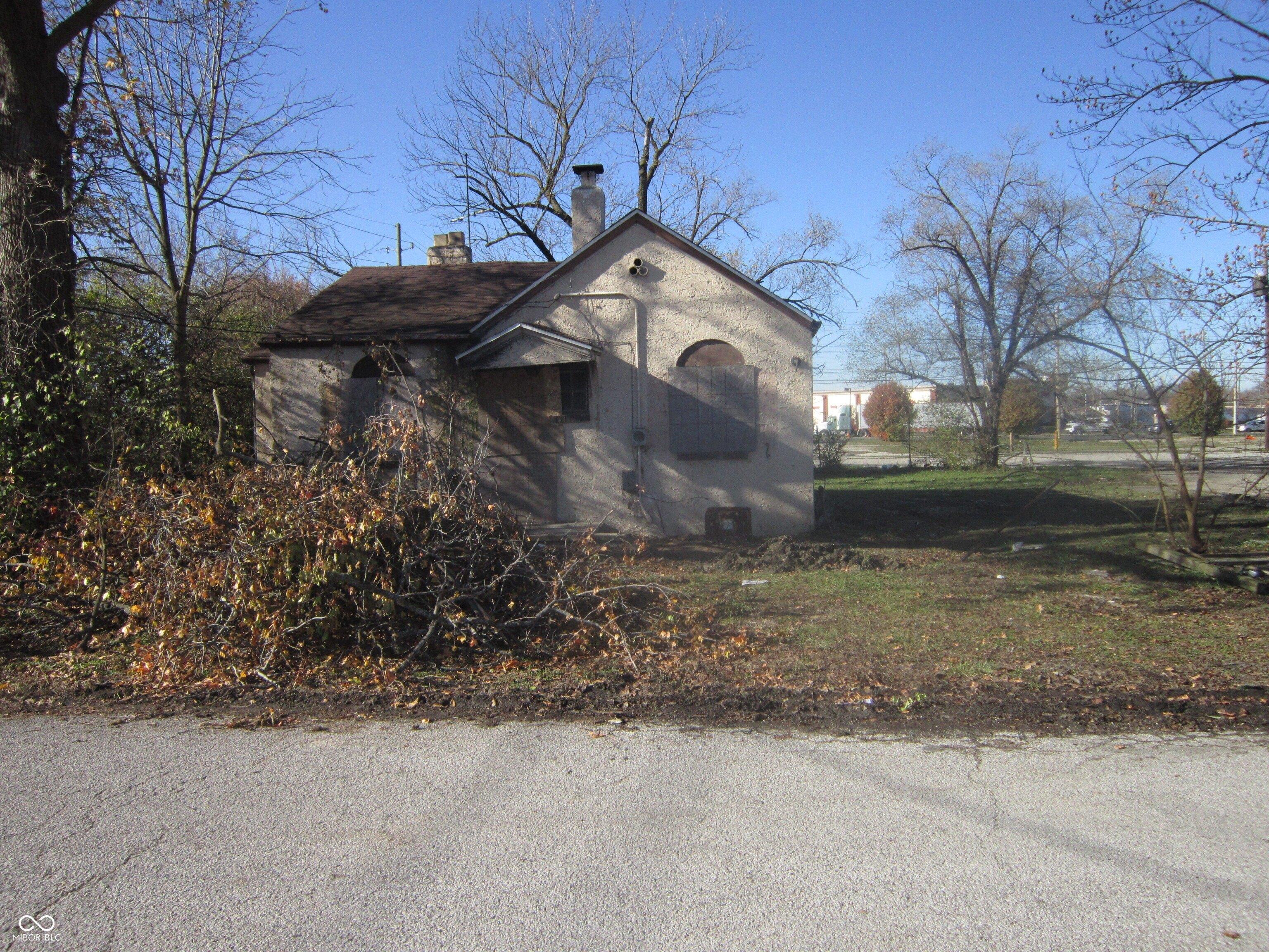 Property Image for 3815 N Shadeland Avenue