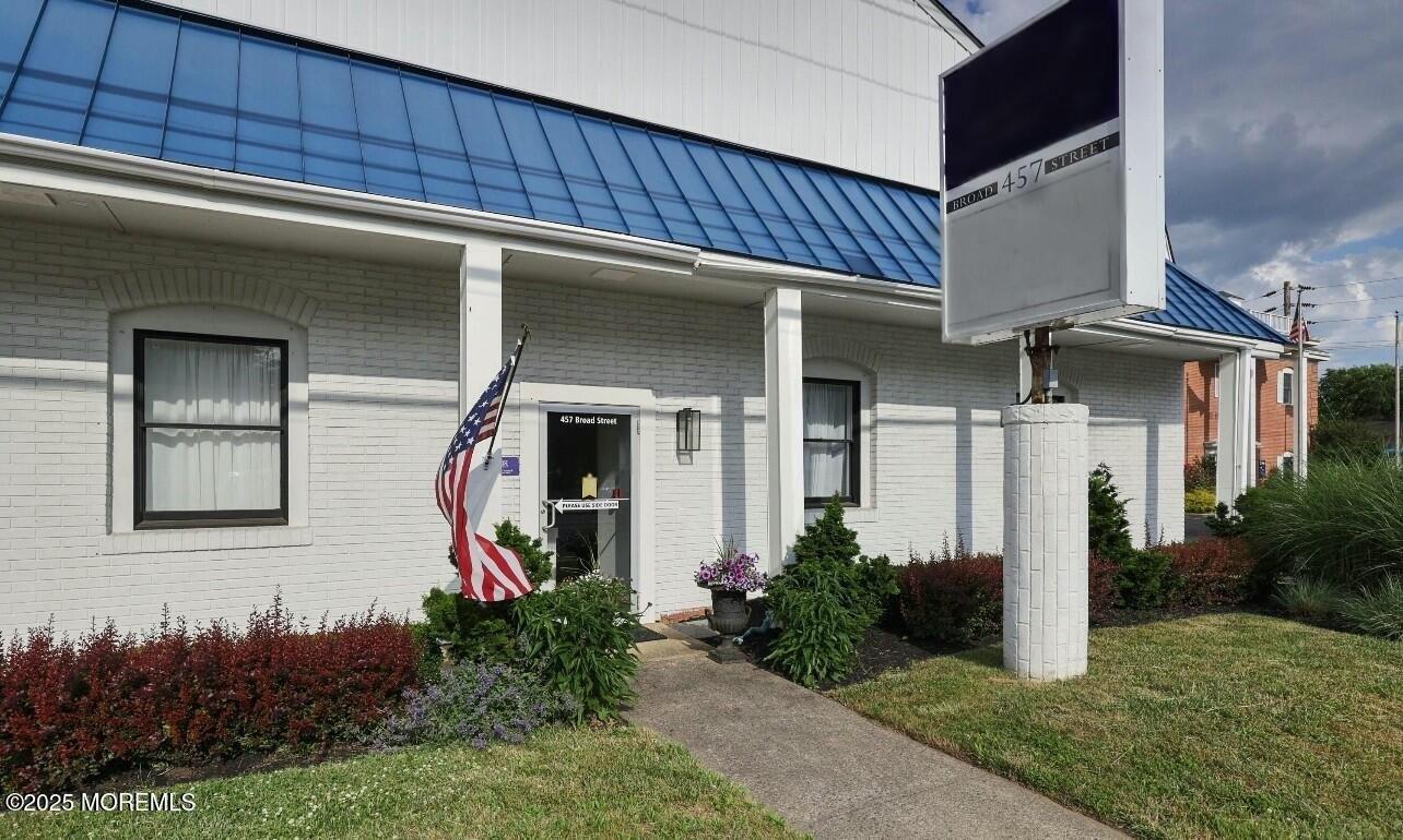 Property Image for 457 Broad Street