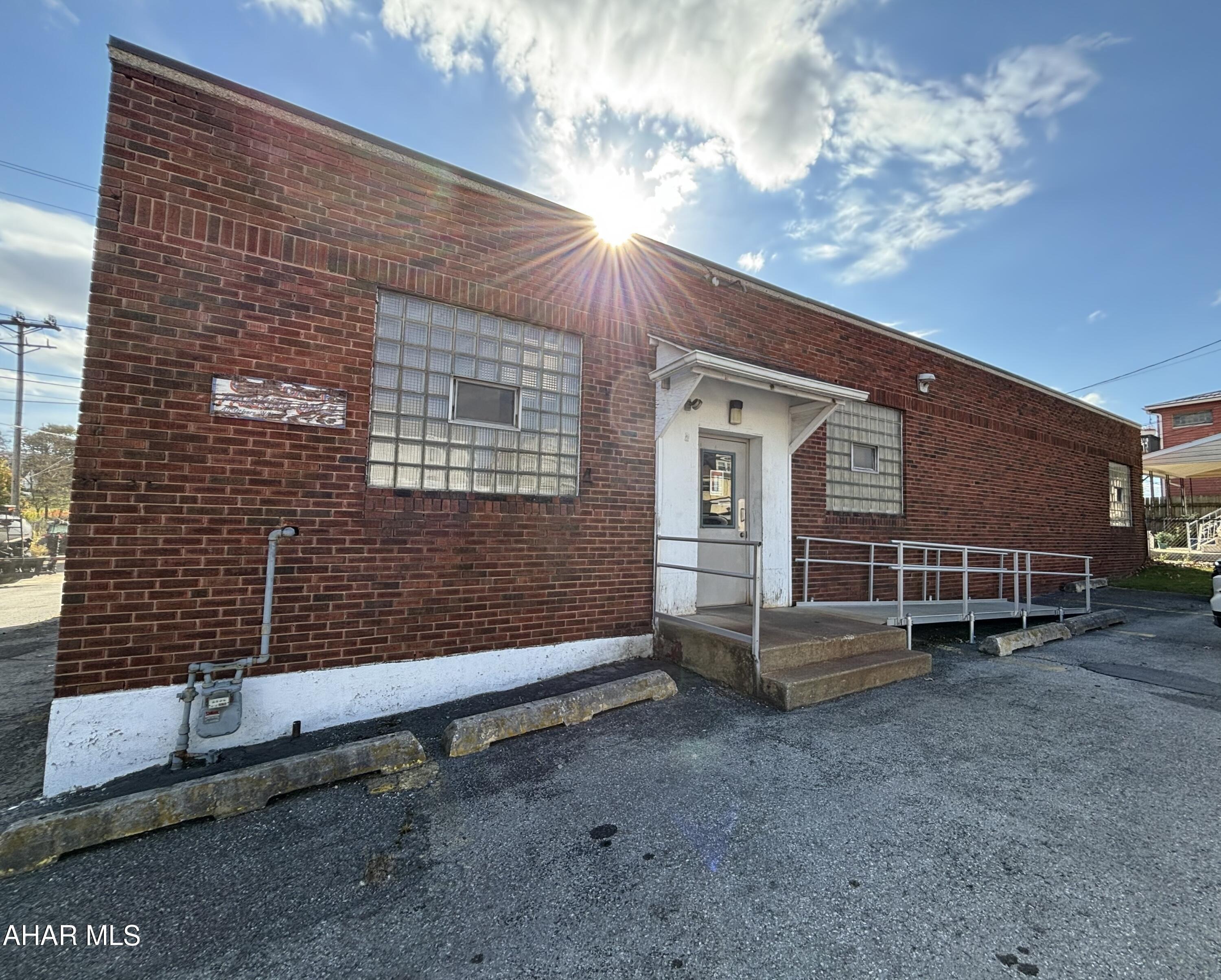 Property Image for 2801-03 Beale Avenue