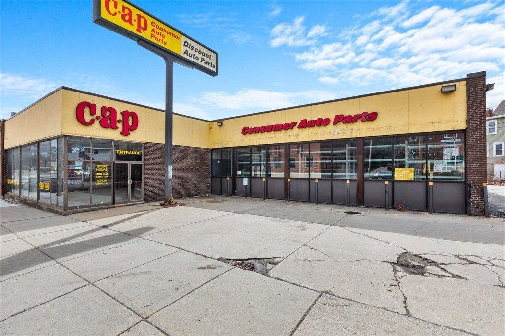 Property Image for 86 Winter St