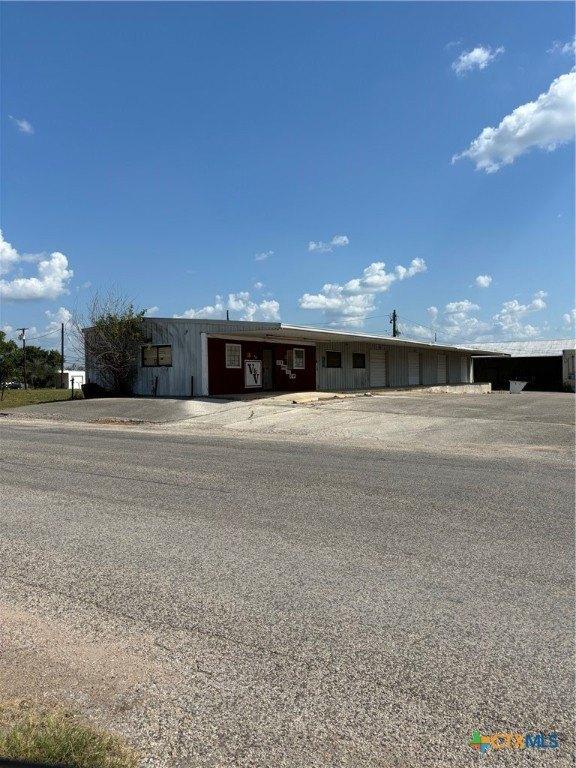Property Image for 801 Irvine Street