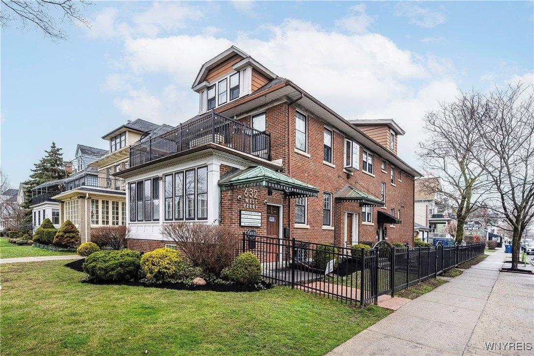 Property Image for 632 W Ferry