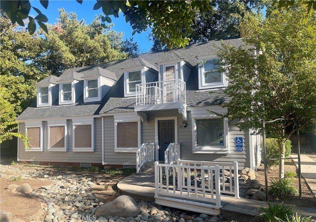 Property Image for 19 Williamsburg Lane