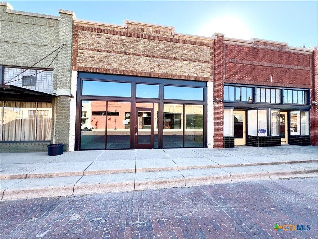 Property Image for 135 E Clark Street