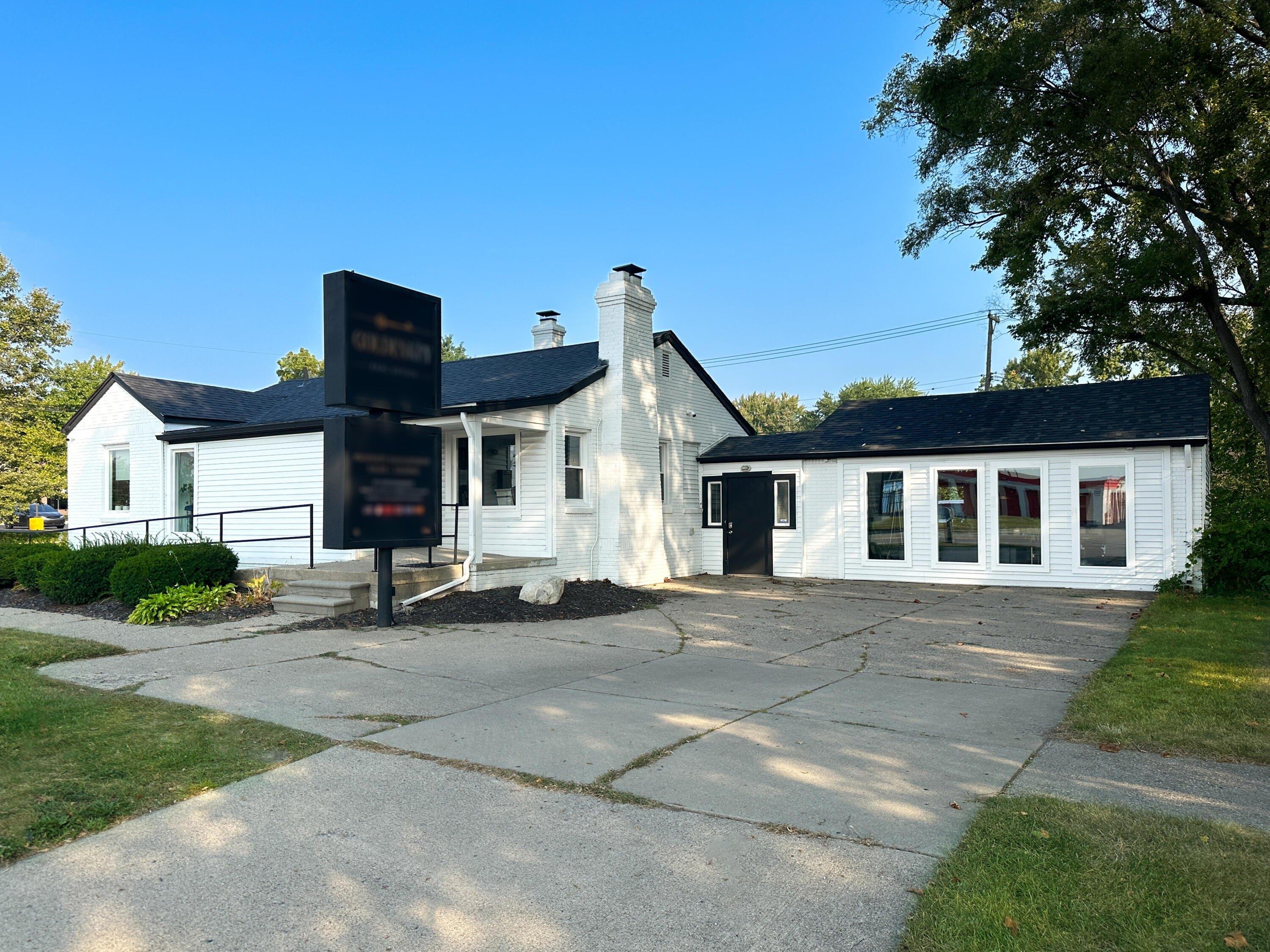 Property Image for 305 E Maple Road