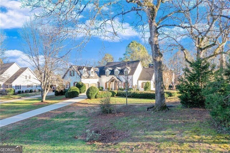 Property Image for 4377 Willow Oak Drive