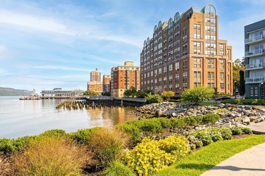 Yonkers Real Estate | Find Houses &amp; Homes for Sale in Yonkers, NY