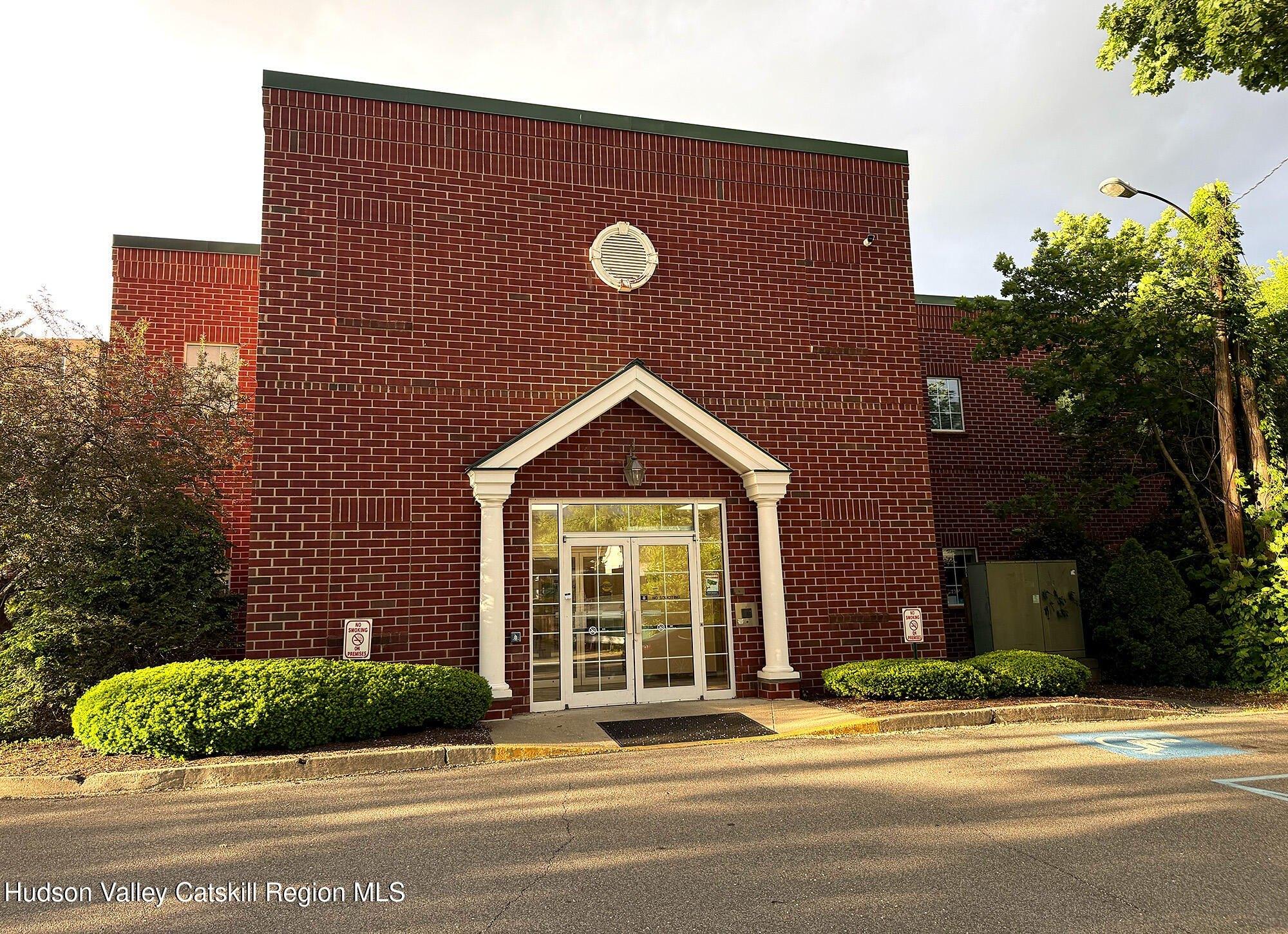 Property Image for 371 Broadway