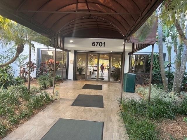 Property Image for 6701 Sunset Dr 104