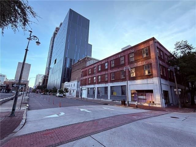 Property Image for 943 LAFAYETTE Street
