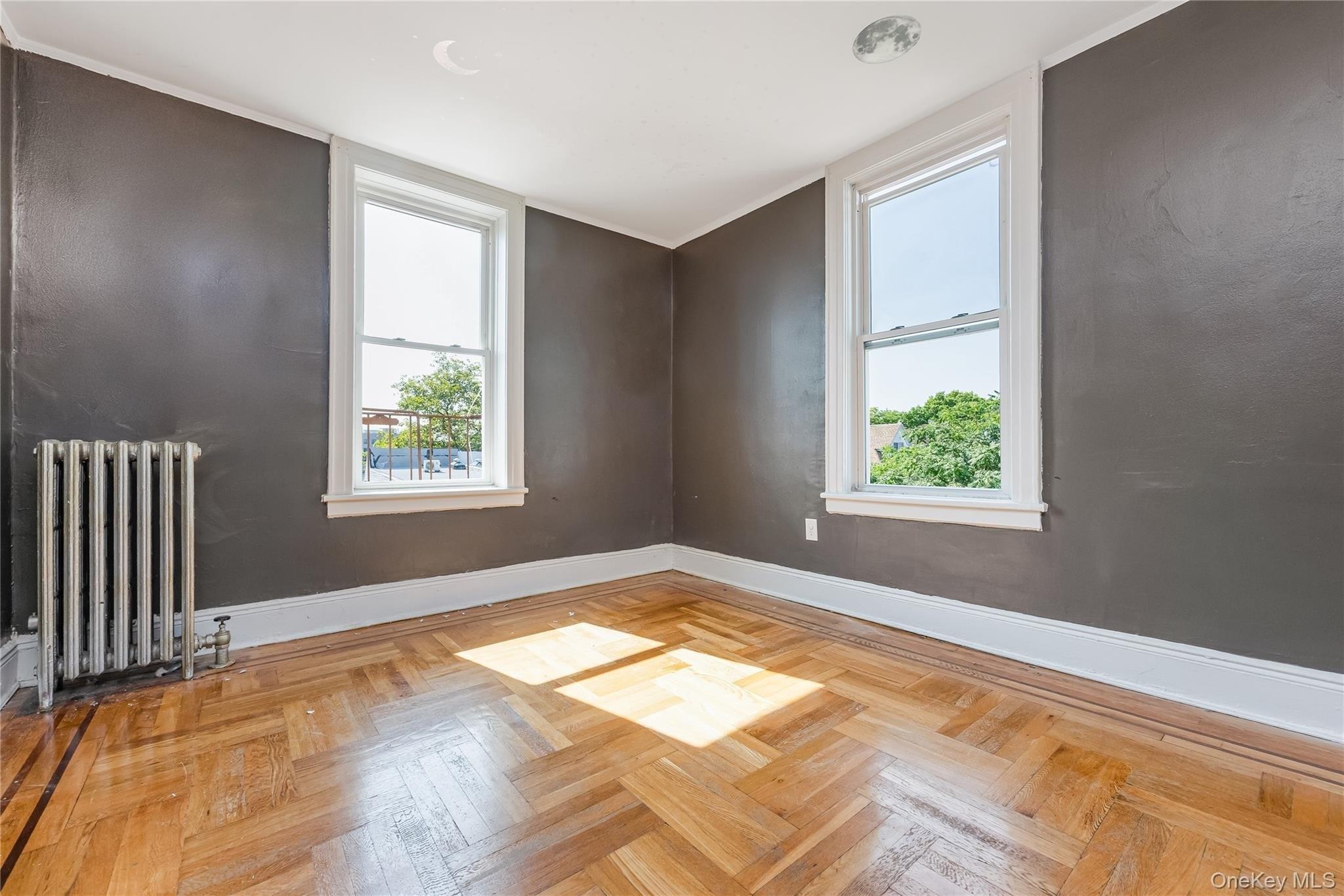 Property Image for 1872 W 9th Street