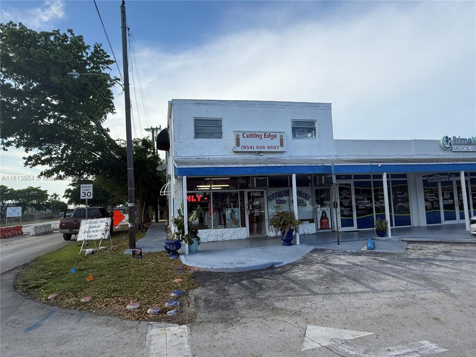 Property Image for 7193-7195 Pembroke Rd
