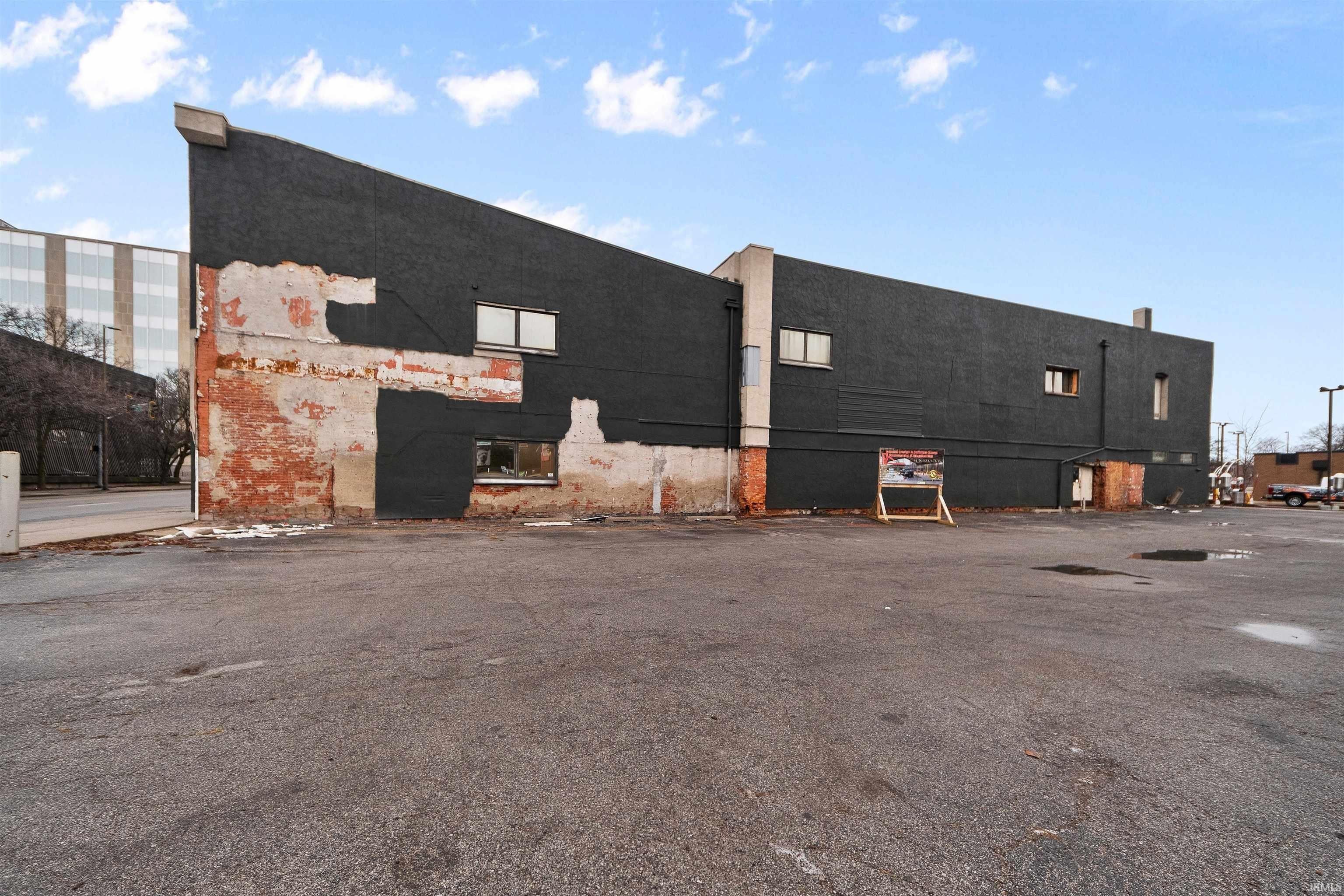 Property Image for 1415 S Calhoun Street