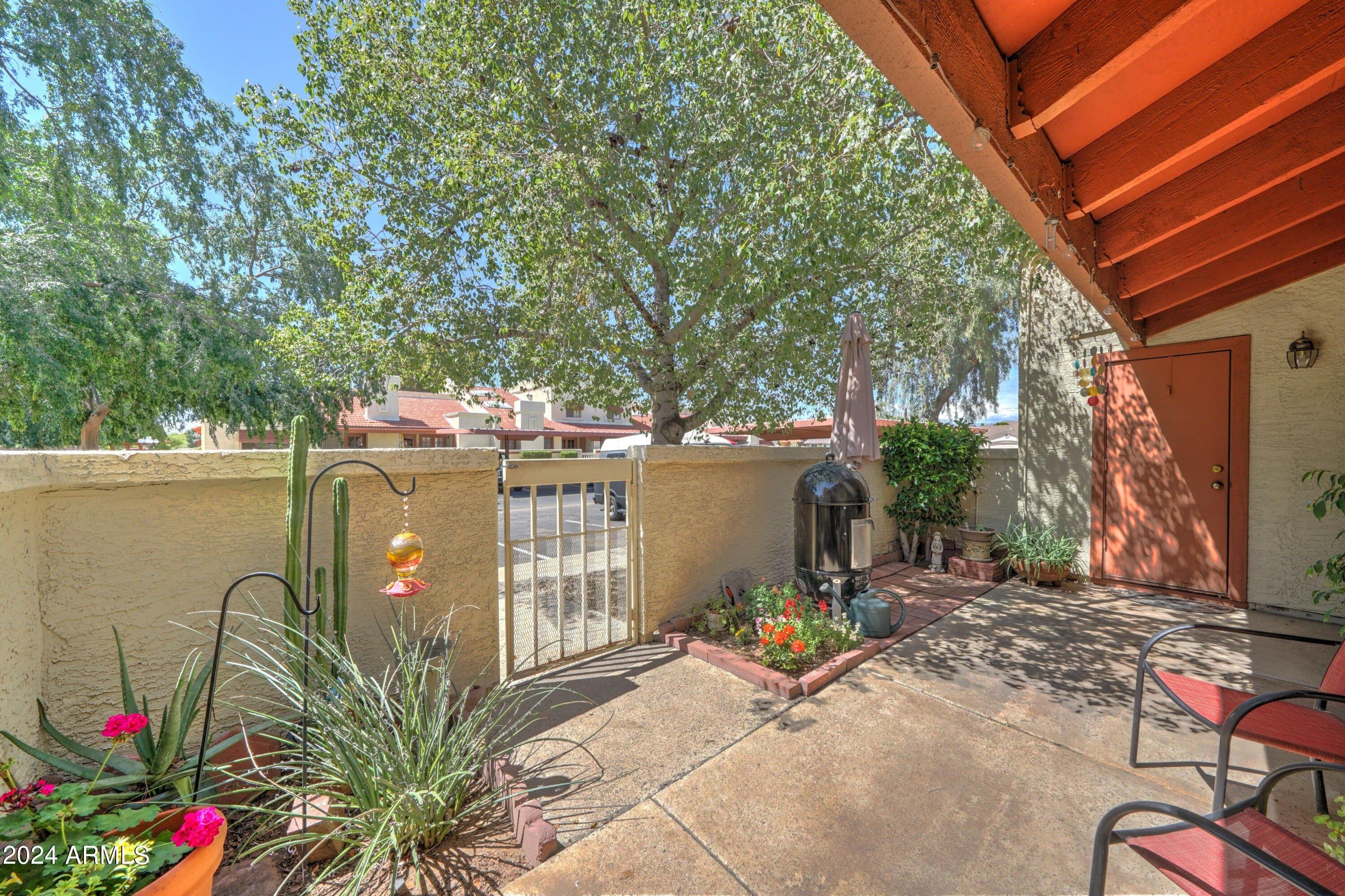 Property Image for 3535 W MONTE CRISTO Avenue 120