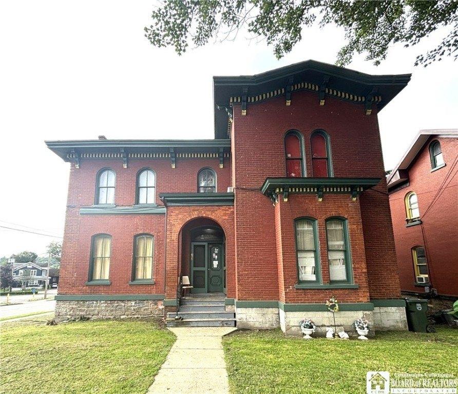 Property Image for 362 E 4th Street
