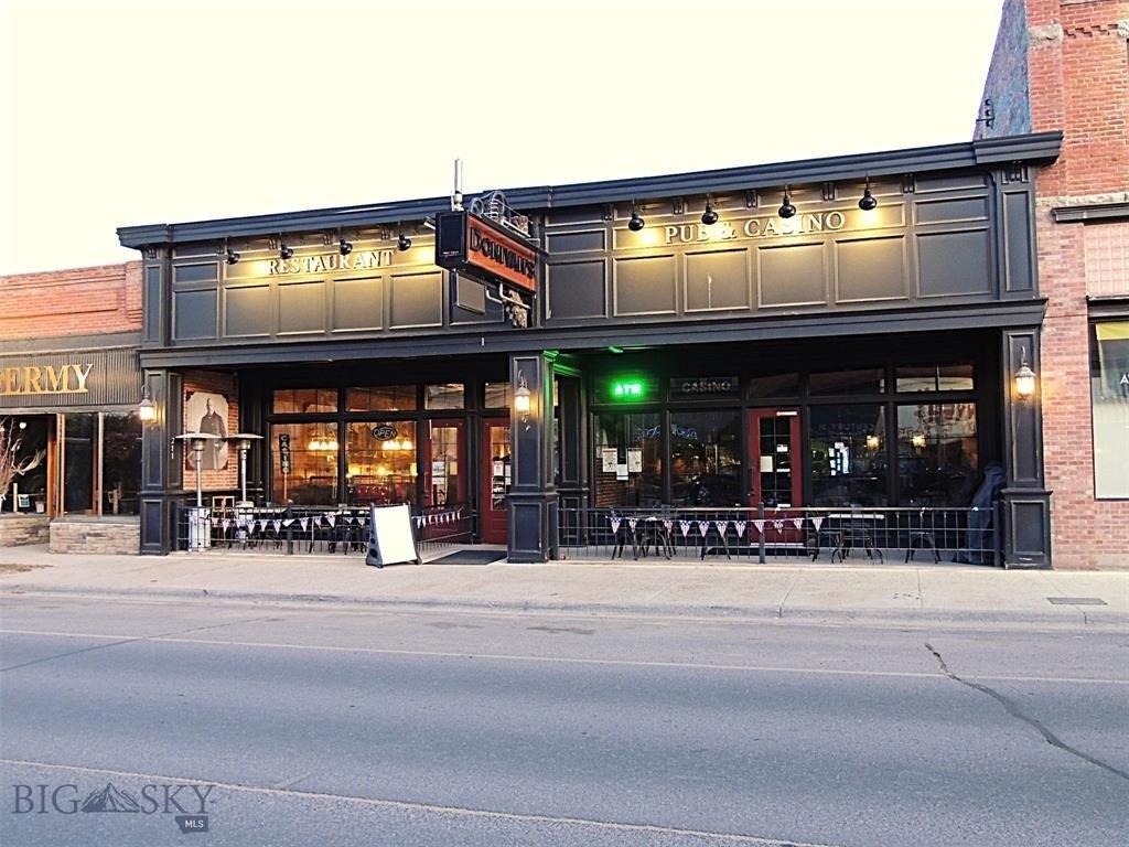 Property Image for 211 E Park Avenue