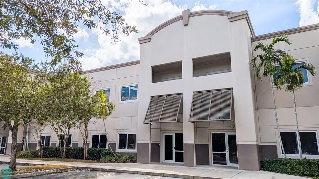 Property Image for 3940 Coral Ridge Dr 25