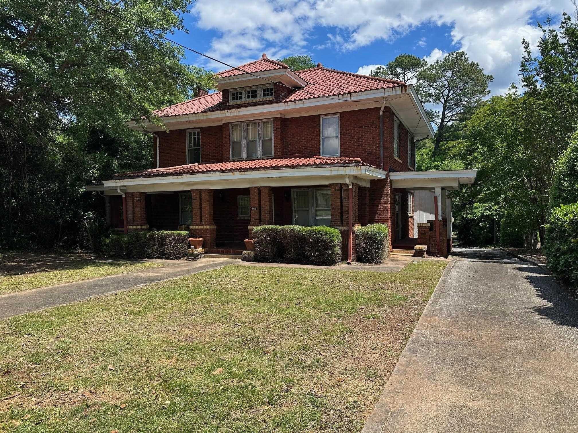 Property Image for 943 N Church Street