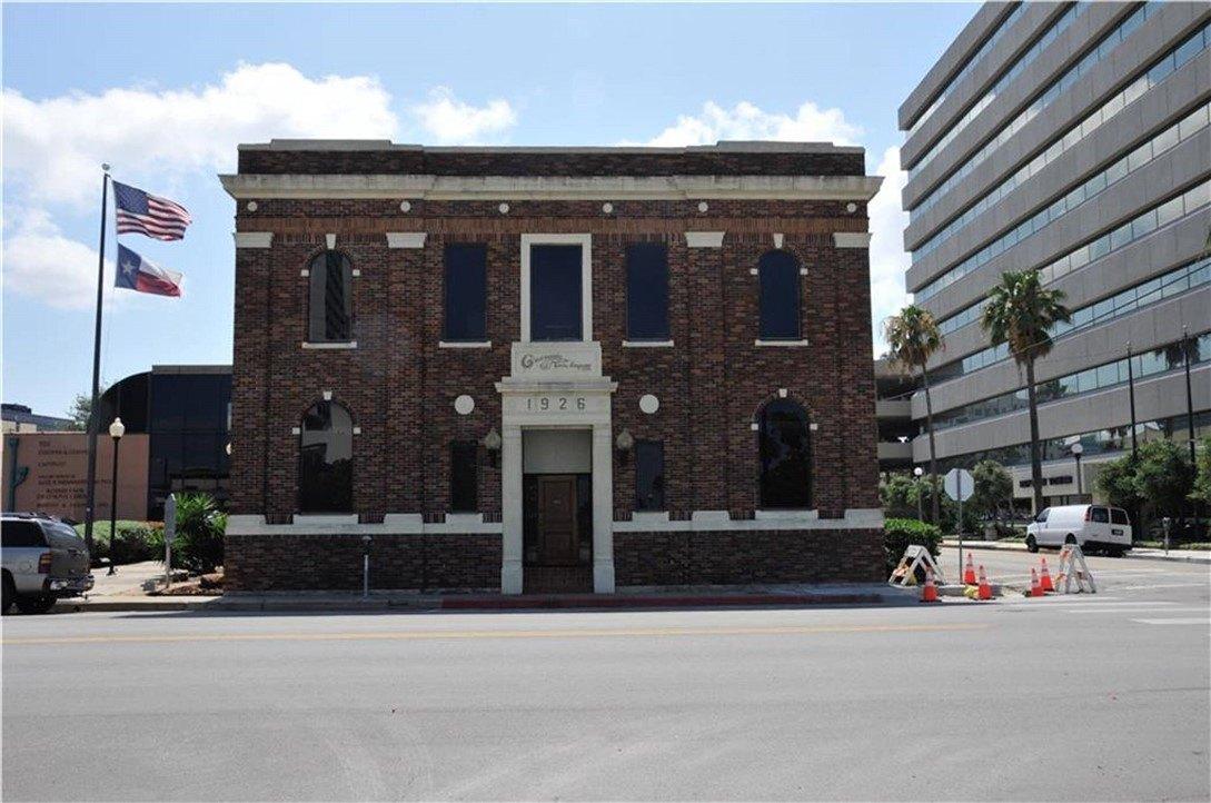 Property Image for 921 N Chaparral Street 208
