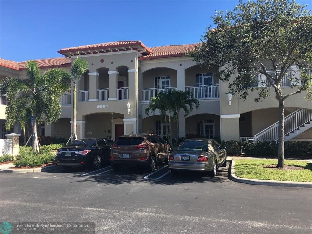 Property Image for 5521 N University Dr 202