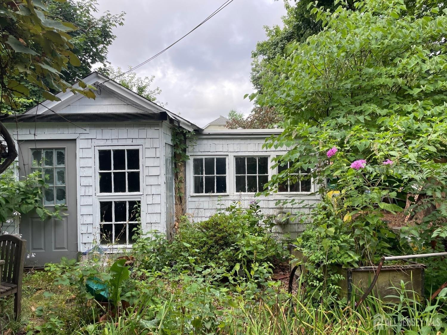 Property Image for 16 S 2nd Avenue