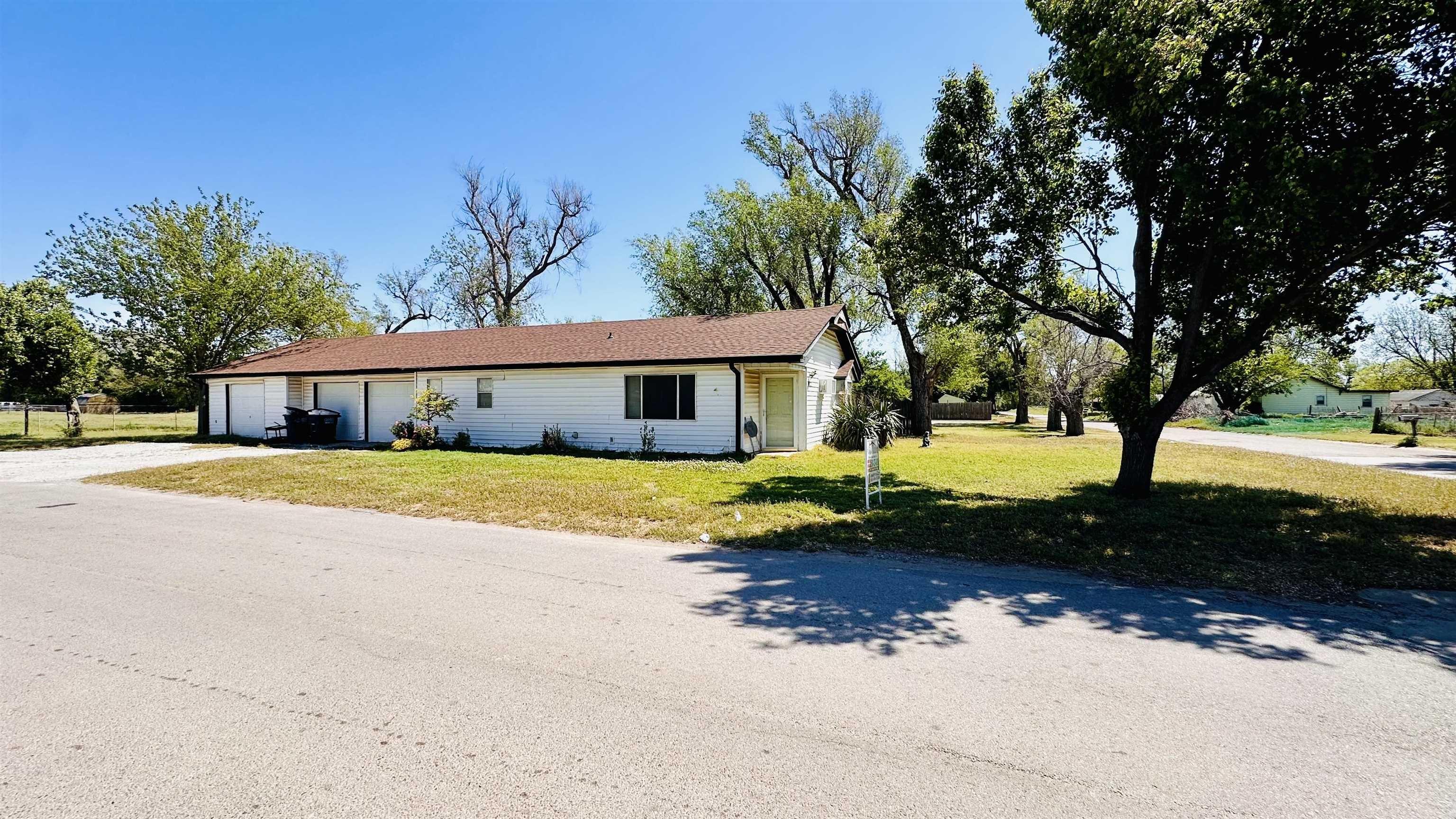 Property Image for 1922 W Walnut