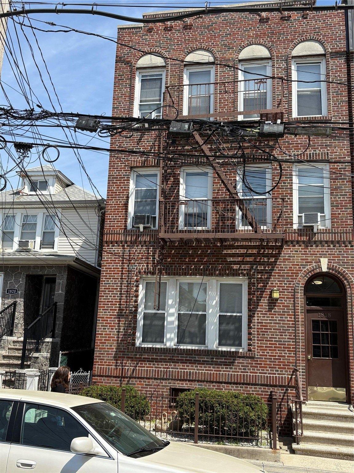 Property Image for 1818 Radcliff Avenue