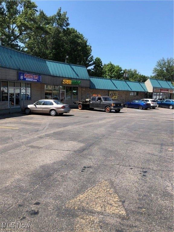Property Image for 913 E River Street