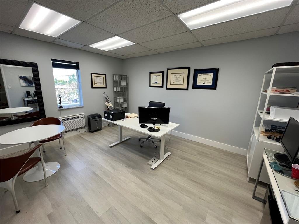 Property Image for 2542 N Federal Hwy