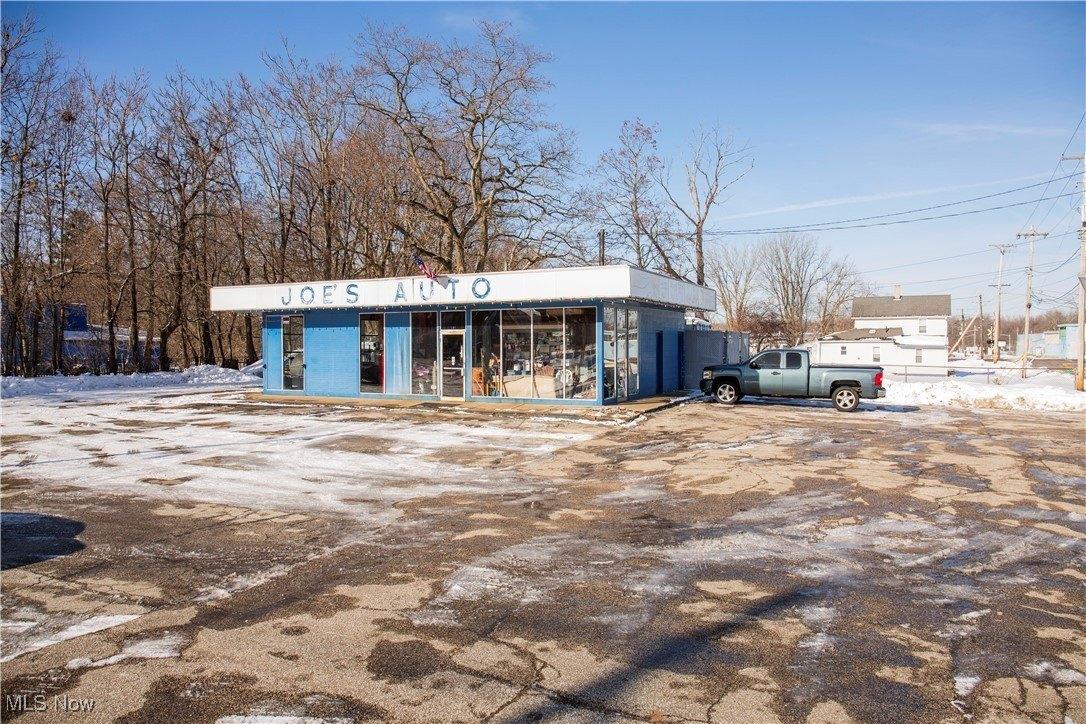 Property Image for 201 W Main Street