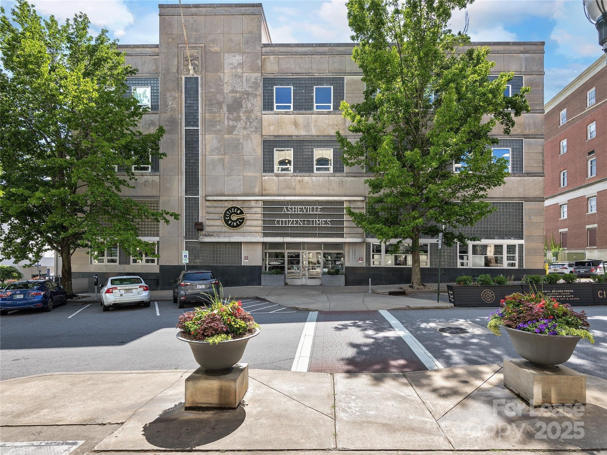 Property Image for 14 Ohenry Avenue 110
