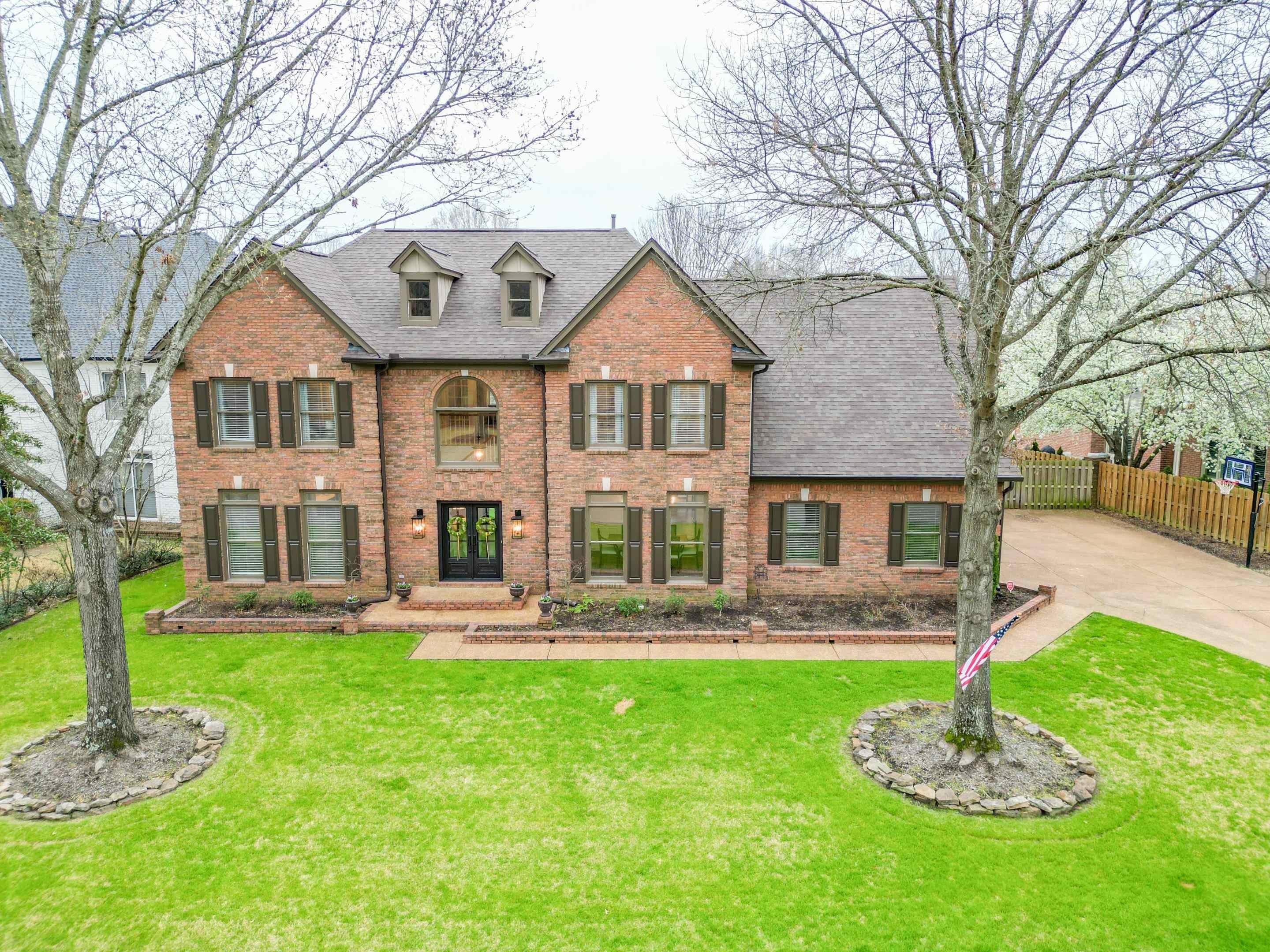 2125 Lake Page, Collierville, TN 38017 MLS 10167679 CENTURY 21