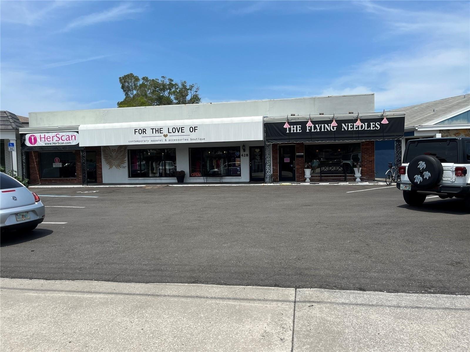 Property Image for 420 Indian Rocks Road N