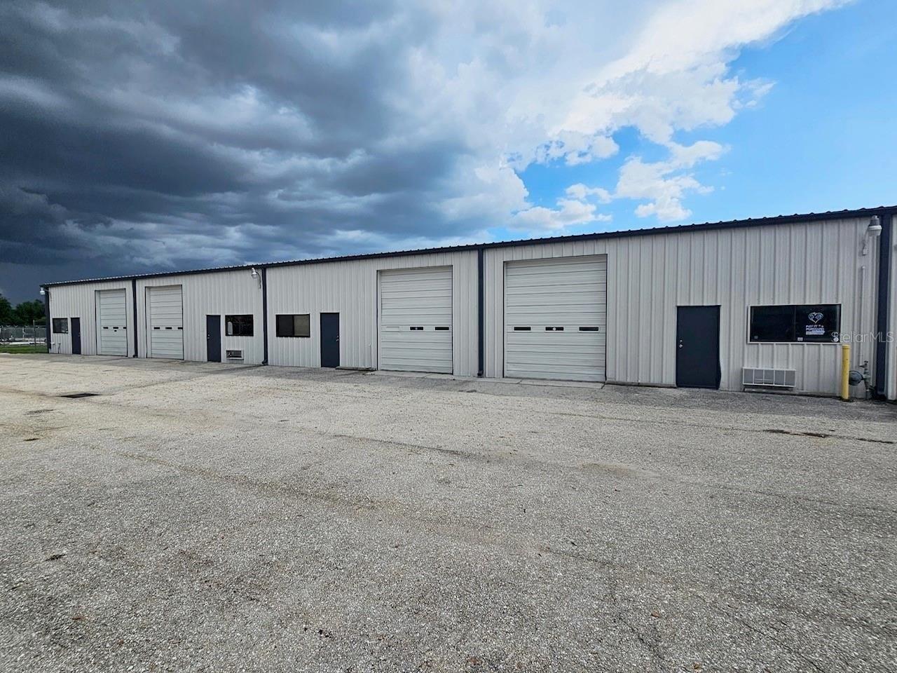 Property Image for 5475 Williamsburg Drive
