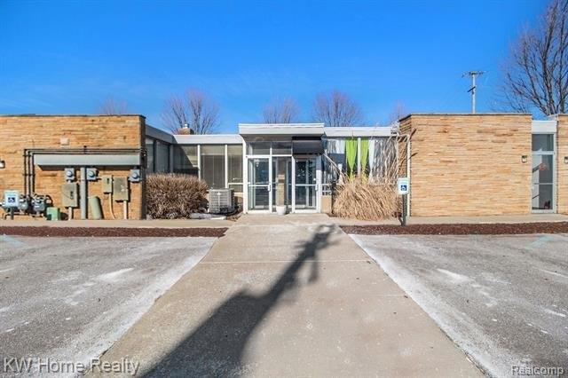 Property Image for 740 EMERICK Street 200