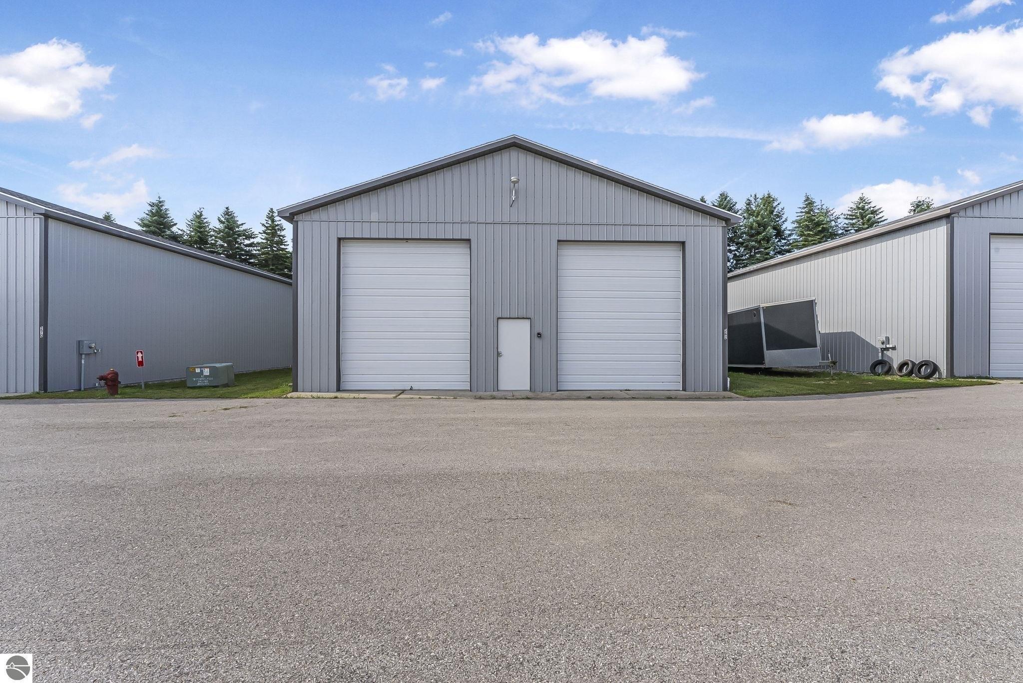 Property Image for 262 Buckshot Drive 13