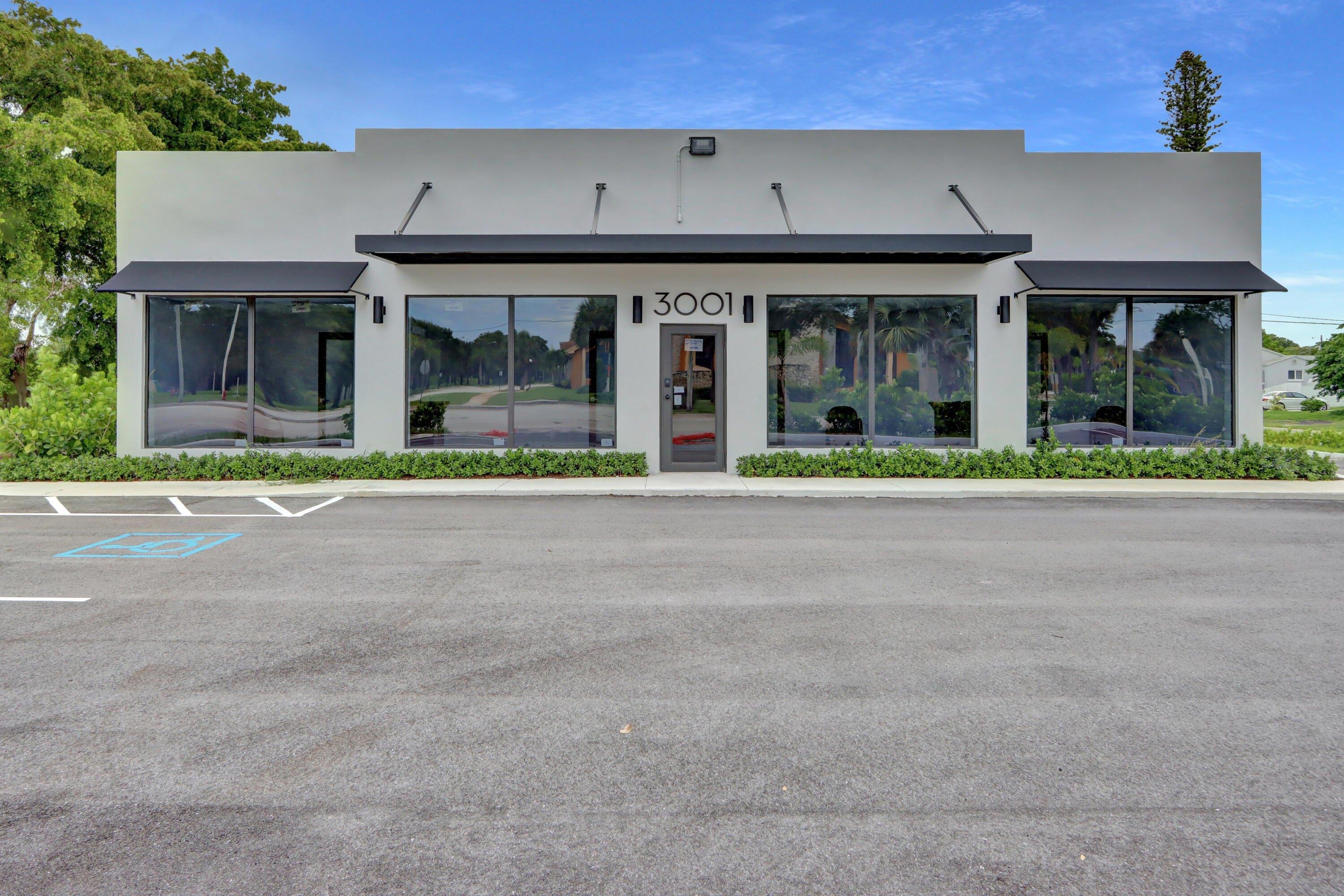 Property Image for 3001 S Congress Avenue