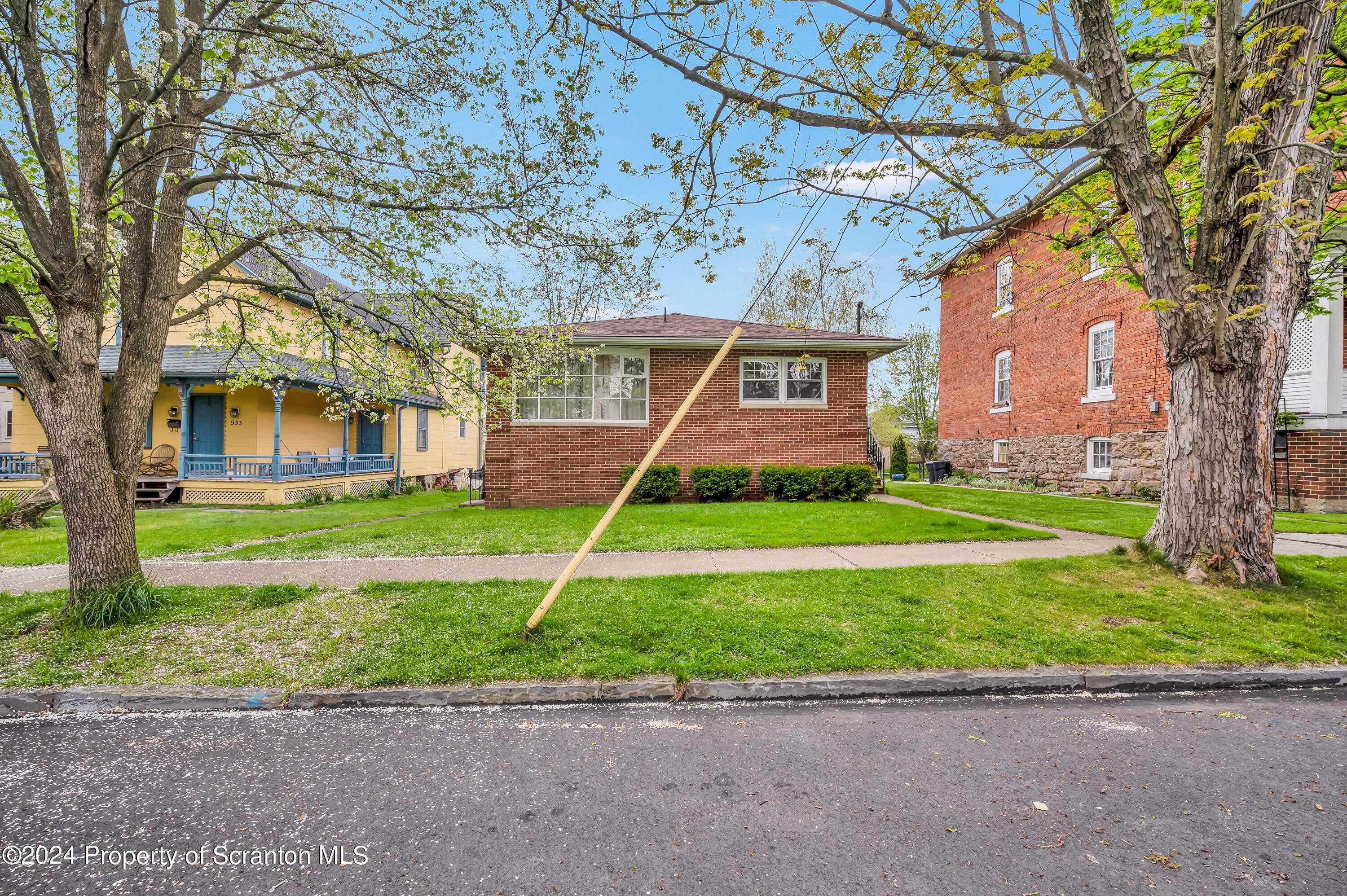 Property Image for 935 N Irving Avenue Rear