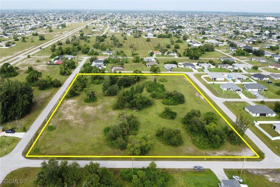Property Image for 1626 NW 2nd Avenue