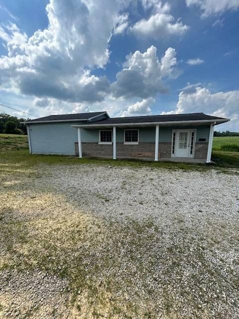 Property Image for 2673 Campbellsville Rd